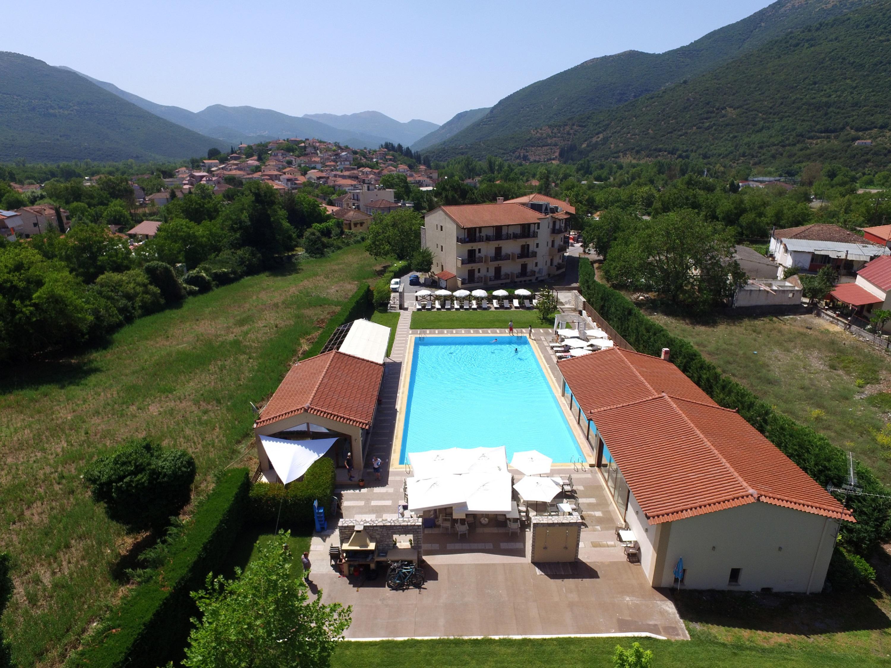 Mont Helmos Hotel Kleitoria Exterior foto