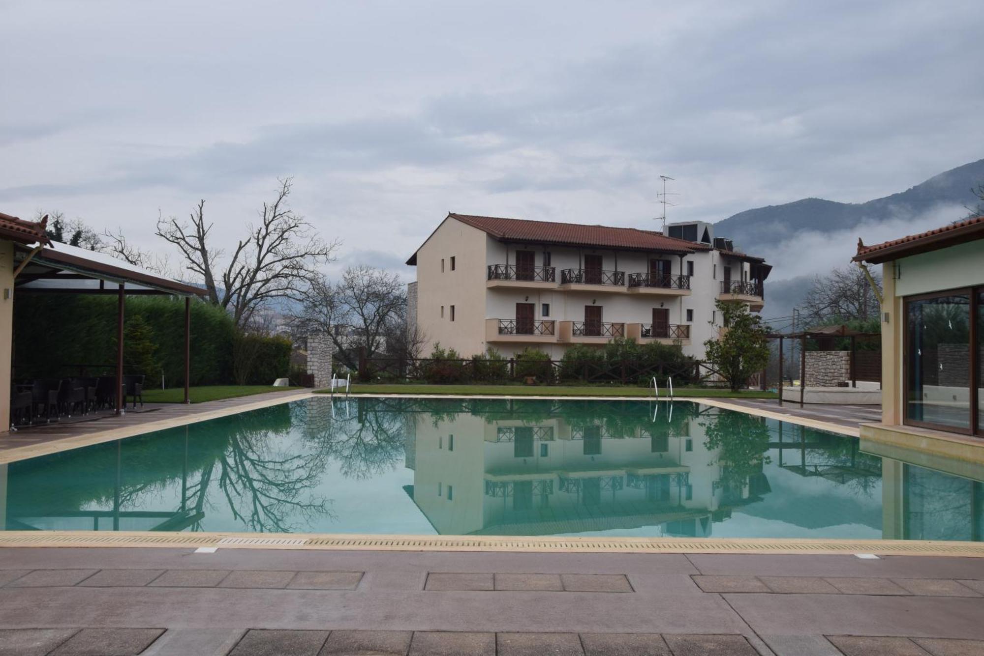Mont Helmos Hotel Kleitoria Exterior foto